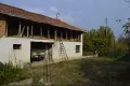 Огромна масивна къща с гаражи, кладенец и голям двор / 30 км от Видин, снимка 17