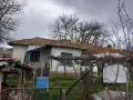 Стара кирпичена къща, снимка 1