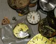 Около 30 механични часовникови механизми и части, снимка 4