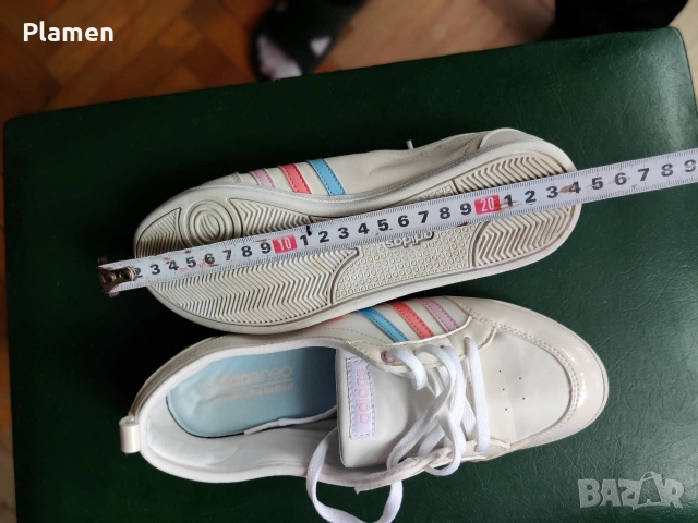 Дамски оригинални маратонки "Adidas", снимка 9 - Маратонки - 54625130