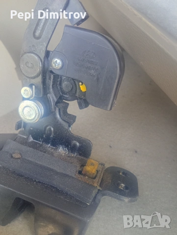 Заключващ механизъм за капак на Hyundai 81130-2B010 2006-2009 Hyundai Santa Fe 811302B010