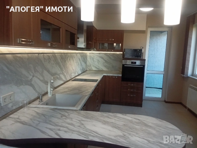 ИЗИСКАН, Просторен трети етаж от кооперация, Център гр. Пловдив - 270 кв.м, с възможност за Гараж, снимка 9 - Апартаменти - 54593067