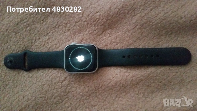 Apple Watch series 4 заключен, или за части, снимка 9 - Смарт часовници - 55142792