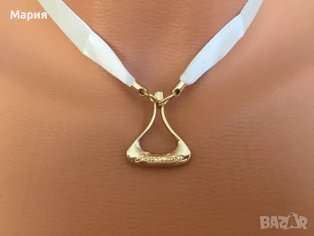 Guerlain Чокър Декоративно Бижу Дамско Колие Сатен Чарм, снимка 2 - Колиета, медальони, синджири - 55646405