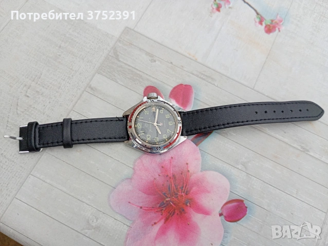 прекрасен Стар руски механичен часовник Восток Командирски Заказ мо СССР , снимка 6 - Антикварни и старинни предмети - 54160541