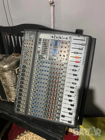 paur mixer беринжар 5000 два ефекта вградени усилватели, снимка 3 - Други - 55450512