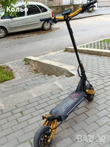 Продавам тротинетка Vsett 10 lite, снимка 3 - Скутери и тротинетки - 54803747