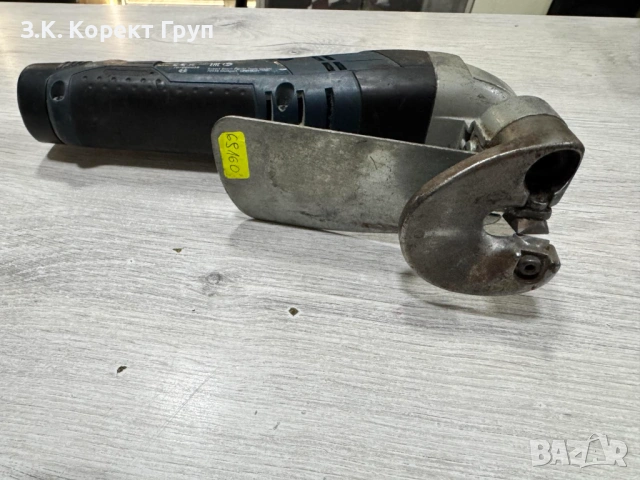 Акумулаторна ножица за ламарина Bosch GSC 12V-13 Professional, снимка 8 - Други инструменти - 54361055