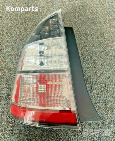 Oригинален заден ляв стоп на Stanley за Toyota Prius (модели 2003-2009)