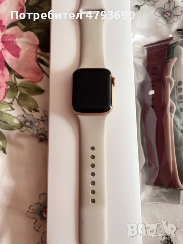 Apple Watch SE и подаръци, снимка 7 - Смарт часовници - 55396116