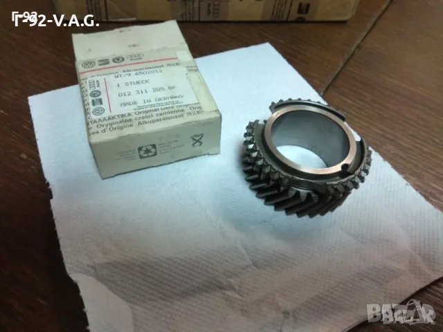 012311285BF**NEU**VAG**Зъбно колело 3-Та Предавка Съотношение 39/30 **
