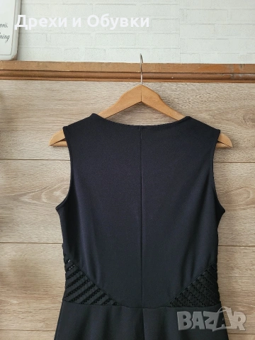 Къса черна рокля GUESS , снимка 7 - Рокли - 54096371