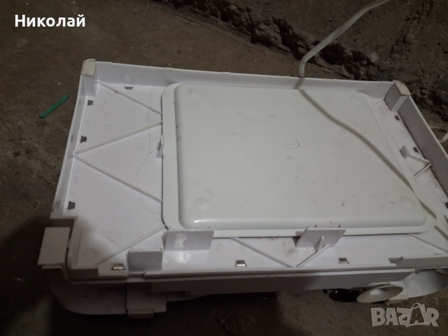 Кухненска резачка за колбаси , снимка 3 - Кухненски роботи - 53995495