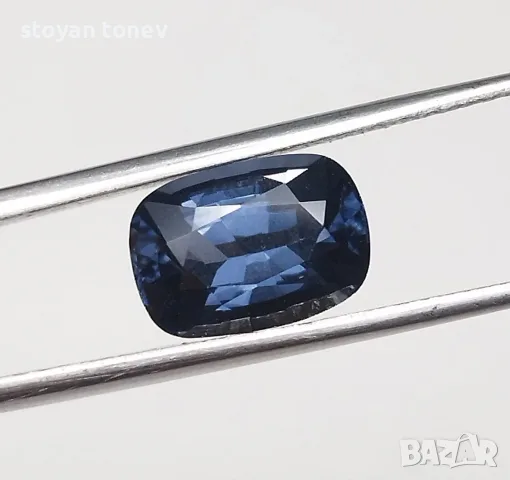  Естествен Синьо-Виолетов Шпинел 2.20 Карата със Световен Сертификат GIA!, снимка 2 - Други - 55410719