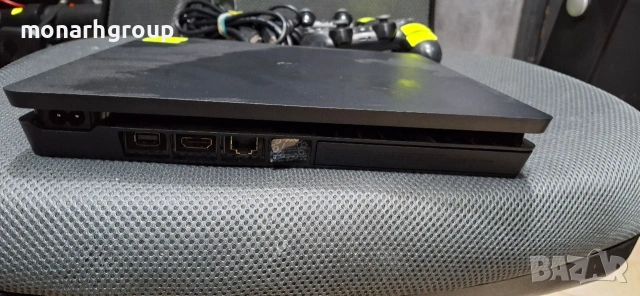 Конзола Playstation 4 slim/500GB/+ 2бр джойстици/+всички нужни кабели, снимка 12 - PlayStation конзоли - 54755901