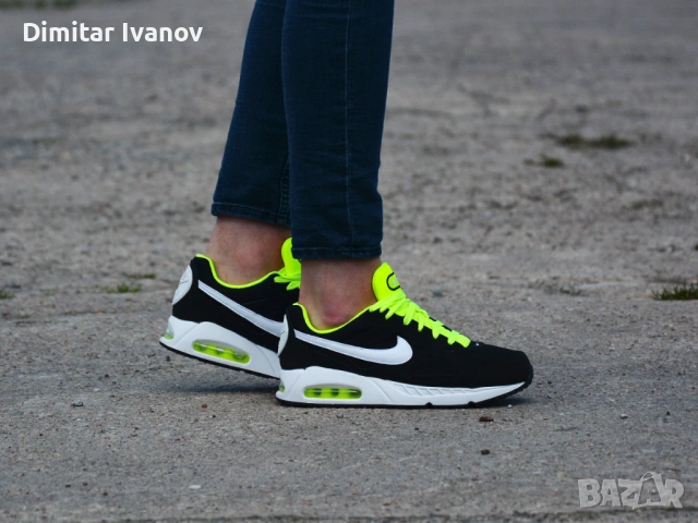 Nike Air Max IVO, снимка 2 - Маратонки - 54196473