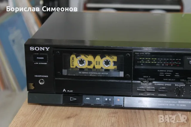 Двукасетен SONY TC-W300, снимка 2 - Декове - 55465288
