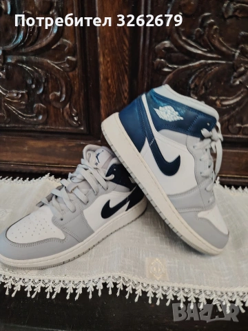 Nike air jordan 1 Mid оригинални чисто нови размер 38, снимка 2 - Маратонки - 54776660