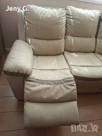 Кожен диван с функция релакс
