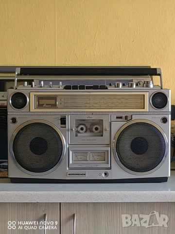 Nordmende-4084 /Sanyo M-9990/Радиокасетофон /