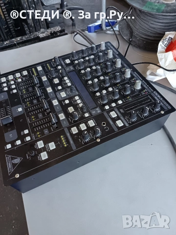 Дигитален DJ миксер Behringer DDM4000 – За ремонт , снимка 2 - Ресийвъри, усилватели, смесителни пултове - 55003562