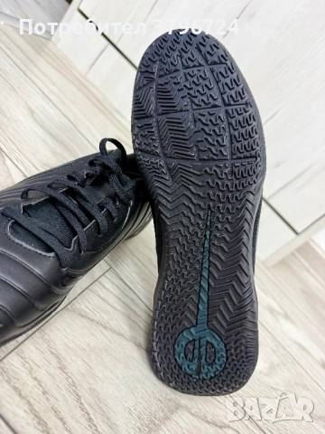 Nike, Футболни обувки Tiempo Legend 10 Academy IC от еко кожа и текстил, Черен, р-р 42.5, снимка 5 - Спортни обувки - 54715926