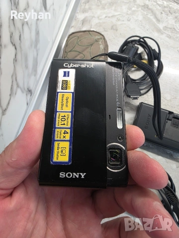 Sony Cyber-shot DSC-T77 (Y2K Ретро камера) – Пълен работещ комплект със зарядно и кабел, снимка 4 - Фотоапарати - 55159190