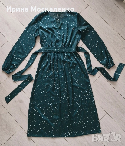 Сатенена рокля