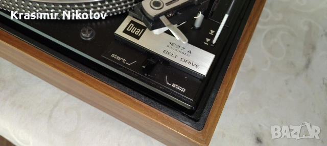 Грамофон Dual 1237 A Automatic , снимка 4 - Грамофони - 54807609