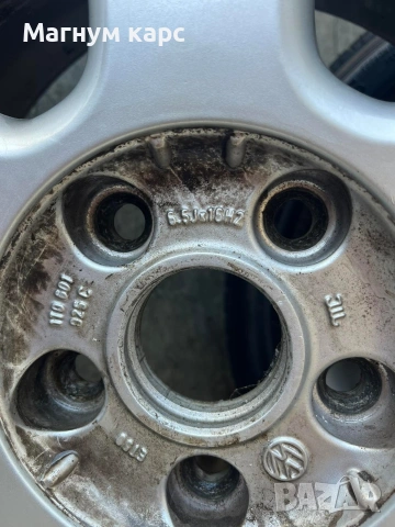 Оригинални джанти за VW 16" (5x112) + Гуми Michelin, снимка 8 - Гуми и джанти - 54429756
