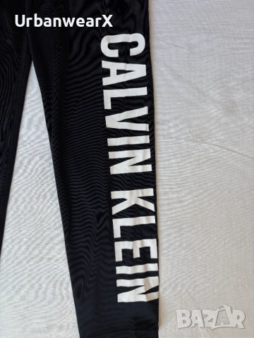 Дамски клин Calvin Klein размер M, снимка 2 - Клинове - 54443794