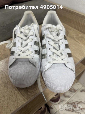 Употребявани маратонки Adidas, снимка 2 - Маратонки - 55694873
