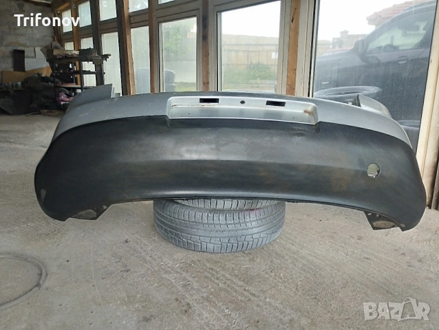 Оригинална задна броня VW Golf 5 Volkswagen Golf V, снимка 3 - Части - 55050849
