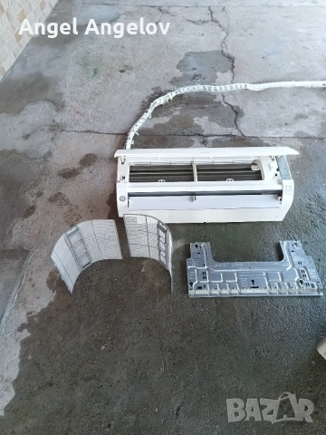 Климатик Хитачи rac-25wpe за части , снимка 2 - Климатици - 54988630