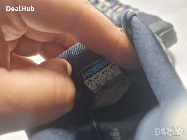 Маратонки Hoka Bondi 6 Носени,но в отлично състояние. Размер 40 стелка 25 см.Цена 50 евро ., снимка 4 - Маратонки - 54094002