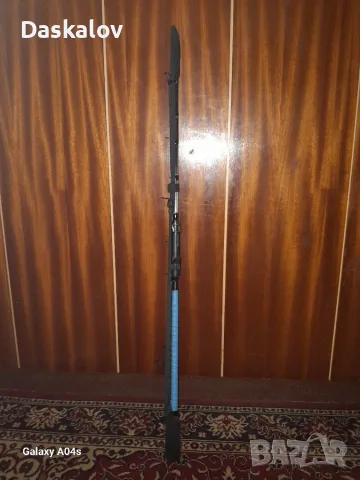 Продавам универсална въдица osaco  фидер карп 3.00 м.
