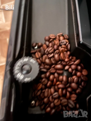 Кафеавтомат DeLonghi Magnifica, снимка 6 - Кафемашини - 54076162