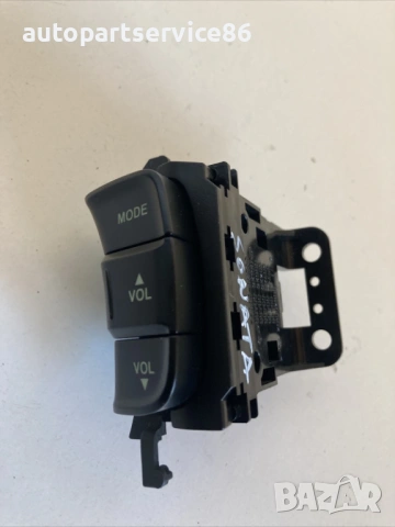 Бутони за сила на звука на волана за Hyundai Sonata 2.0 CRDi (2009) 56994-3K000