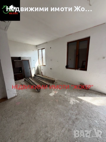 Къща с двор в село Балван, снимка 7 - Къщи - 54304035