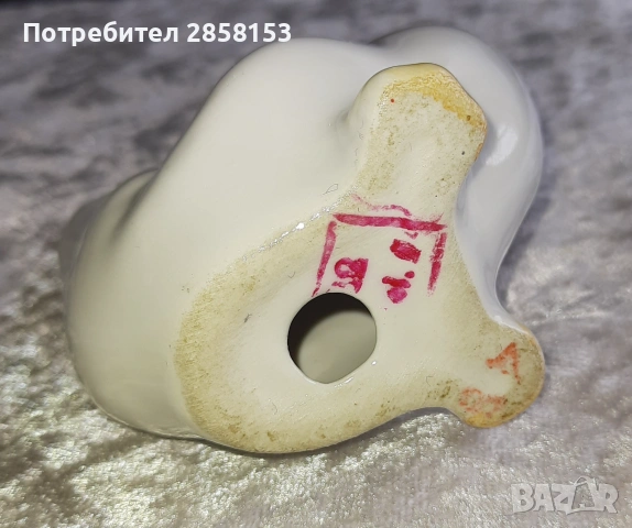 Стара порцеланова фигура на кокошка,маркирана, снимка 4 - Антикварни и старинни предмети - 55155738
