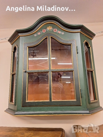 Витрина за стена ръчно изрисувана, снимка 6 - Секции и витрини - 53966820