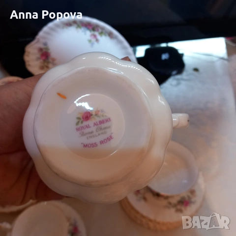 Сервиз за хранене Royal Albert Moss Rose, снимка 2 - Антикварни и старинни предмети - 53820817