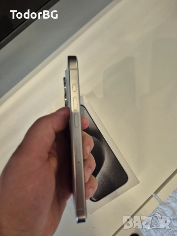 Apple Iphone 15 pro 512gb white titanium Отлично състояние Гаранция, снимка 5 - Apple iPhone - 54533014
