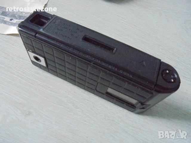 № 8655 Стар германски фотоапарат Pentacon K16  , снимка 4 - Други ценни предмети - 54934310