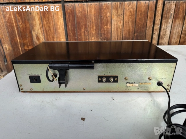 Тунер wega , снимка 2 - Ресийвъри, усилватели, смесителни пултове - 54306892