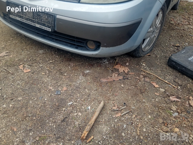Предна броня за Renault Scenic II (2003-2009г.), снимка 4 - Части - 54085687