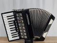 Акордеон Weltmeister Serino , снимка 1