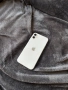 iPhone 11 бял/сребърен 128 GB , снимка 2