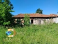Двуетажна къща в село Брягово, обл. Пловдив, снимка 12