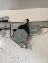 Стъклоповдигач с мотор за задна лява врата за Mitsubishi Grandis MR989948 / 062040-2210, снимка 3